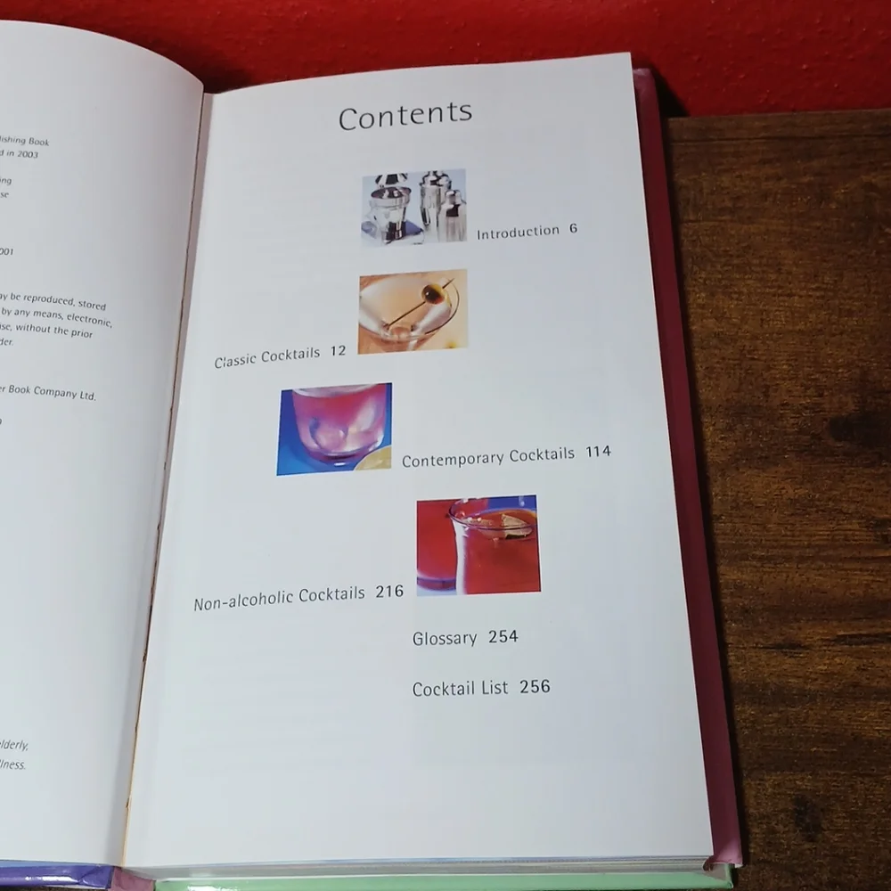 The Cocktail Bible - Traditional And Modern Cocktails by Linda Doeser -Hardcover